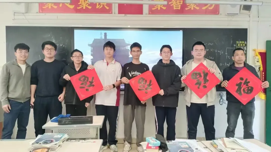 文体处主任黄建文与学生交流