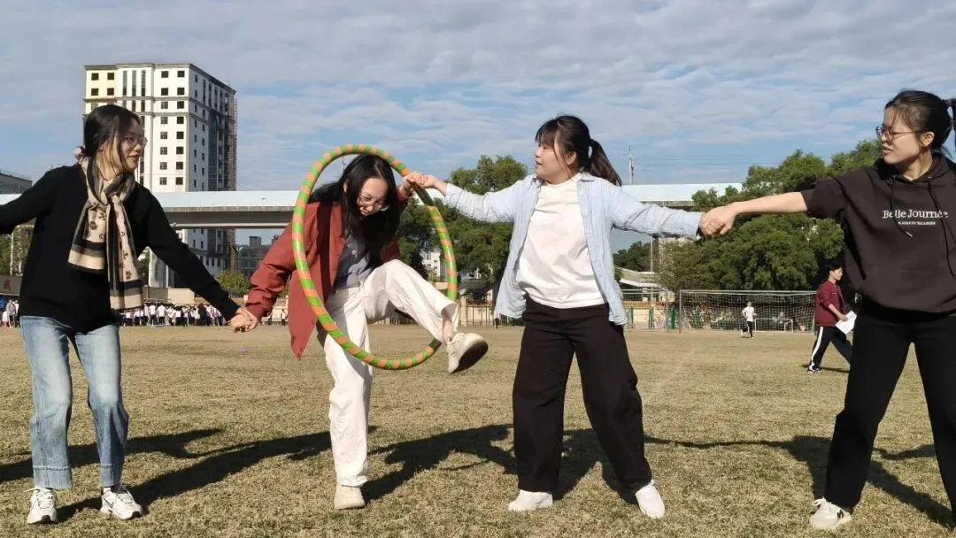 教工组一圈到底比赛