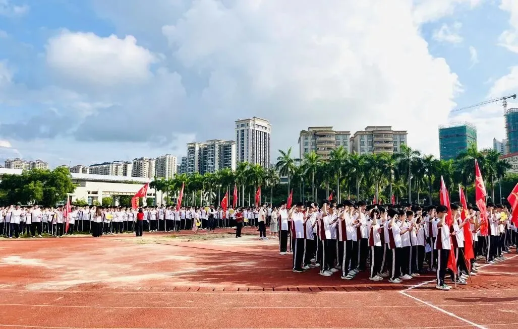 高三学子庄严宣誓