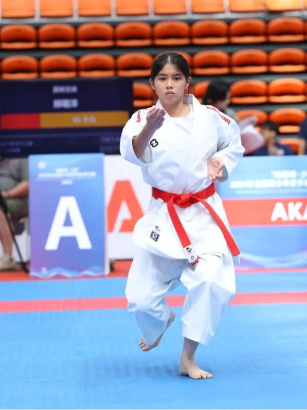 比赛现场的运动员风采