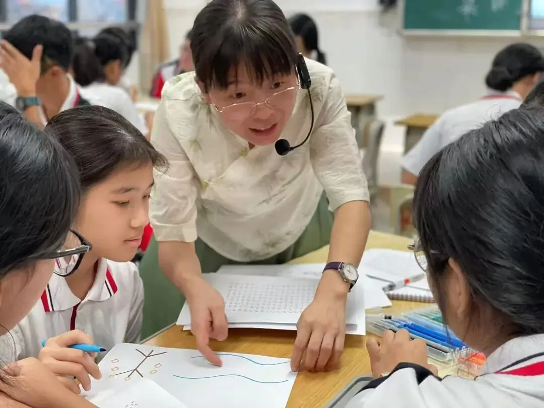 课堂上关于汉字文化的互动讨论