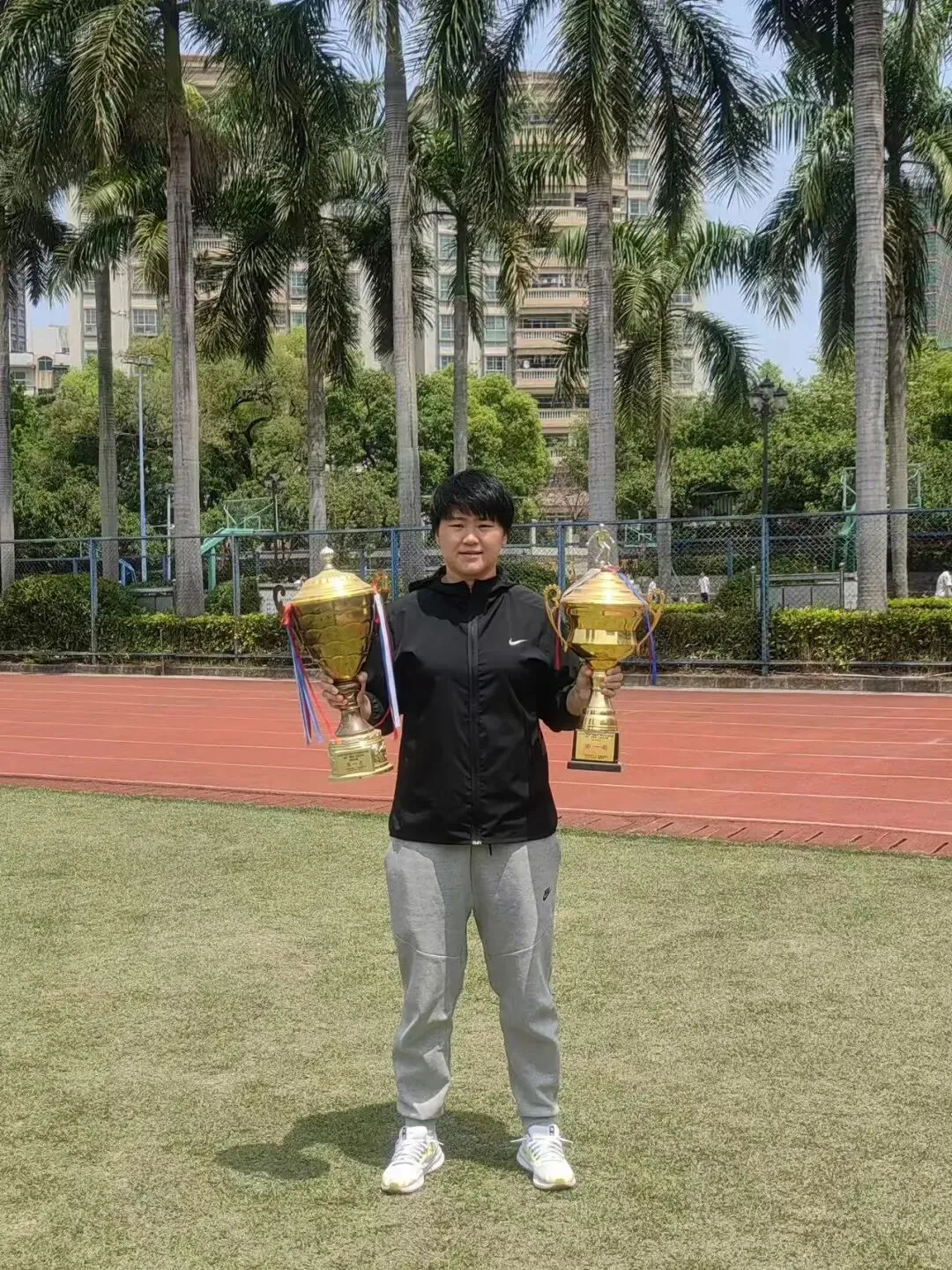 女足主教练许效博