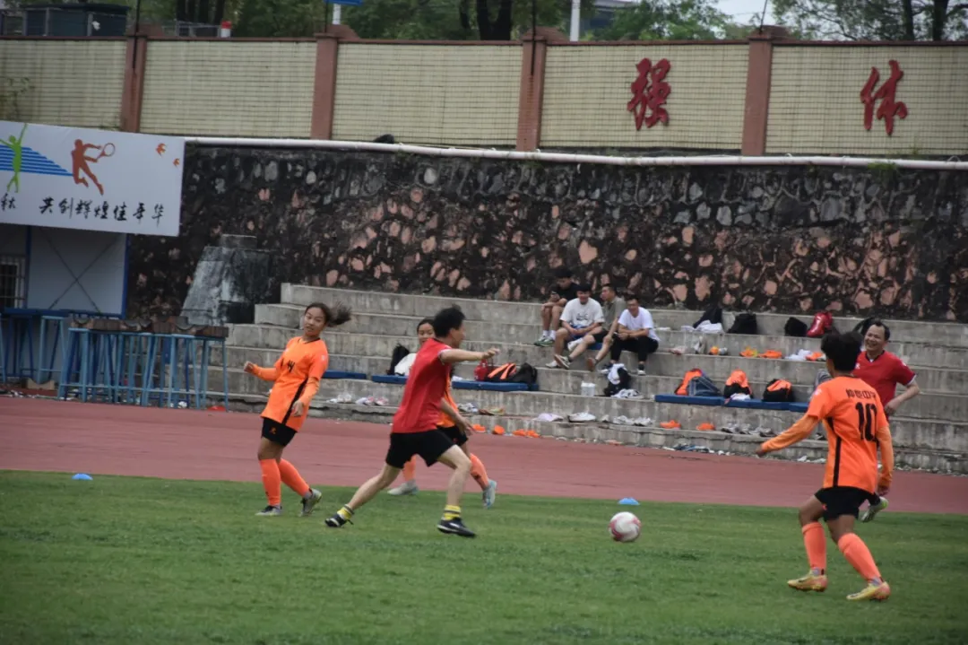 惠州仲恺中学高中女子足球队十年庆典友谊赛精彩瞬间
