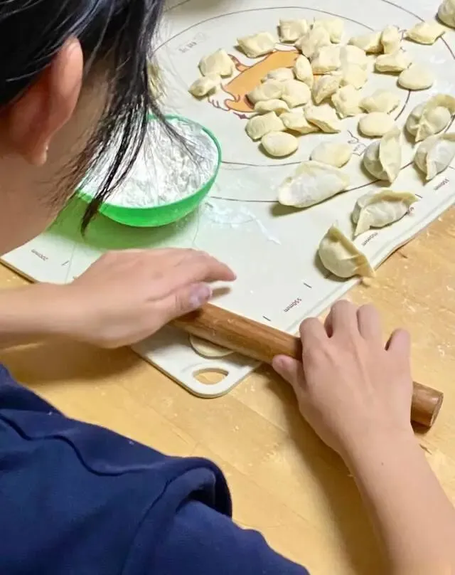 学生在生物实践中展现创造力