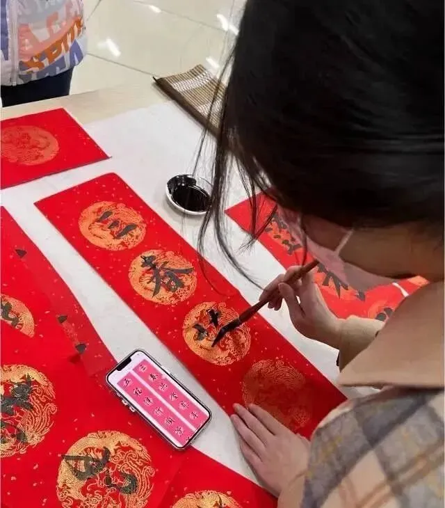 同学们在假期中坚持体育锻炼