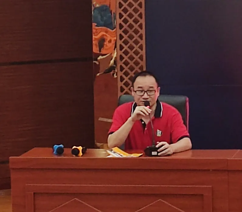 郭海滨副主任分享团队经验