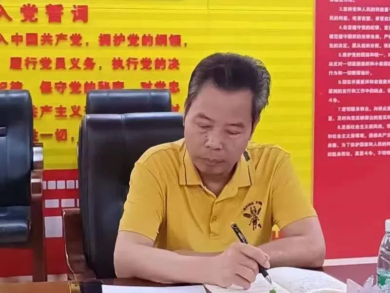 两校就德育教育、拓展课程等进行讨论