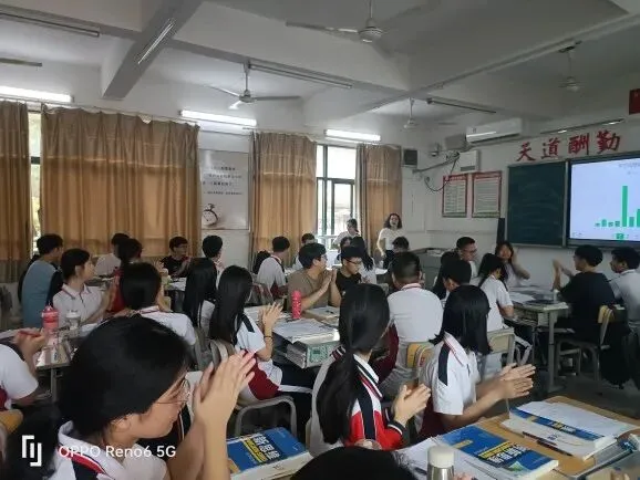 张伟雄副校长带队听课调研