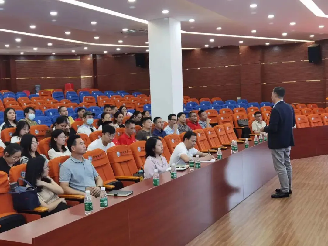 李红庆老师讲解导数试题解题思路