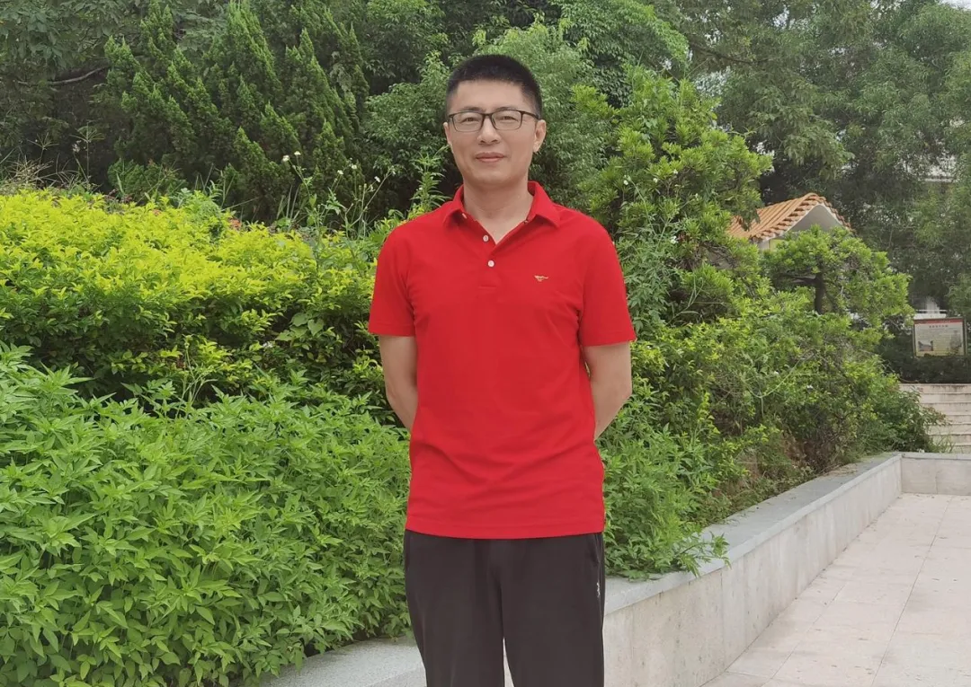 赵群祥老师工作照