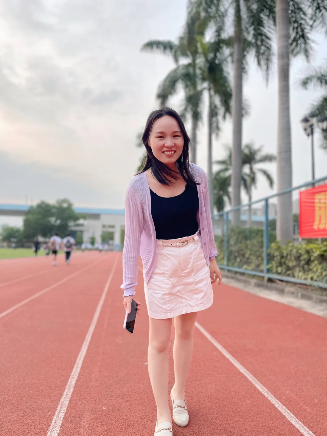 唐秀兰老师的个人照片