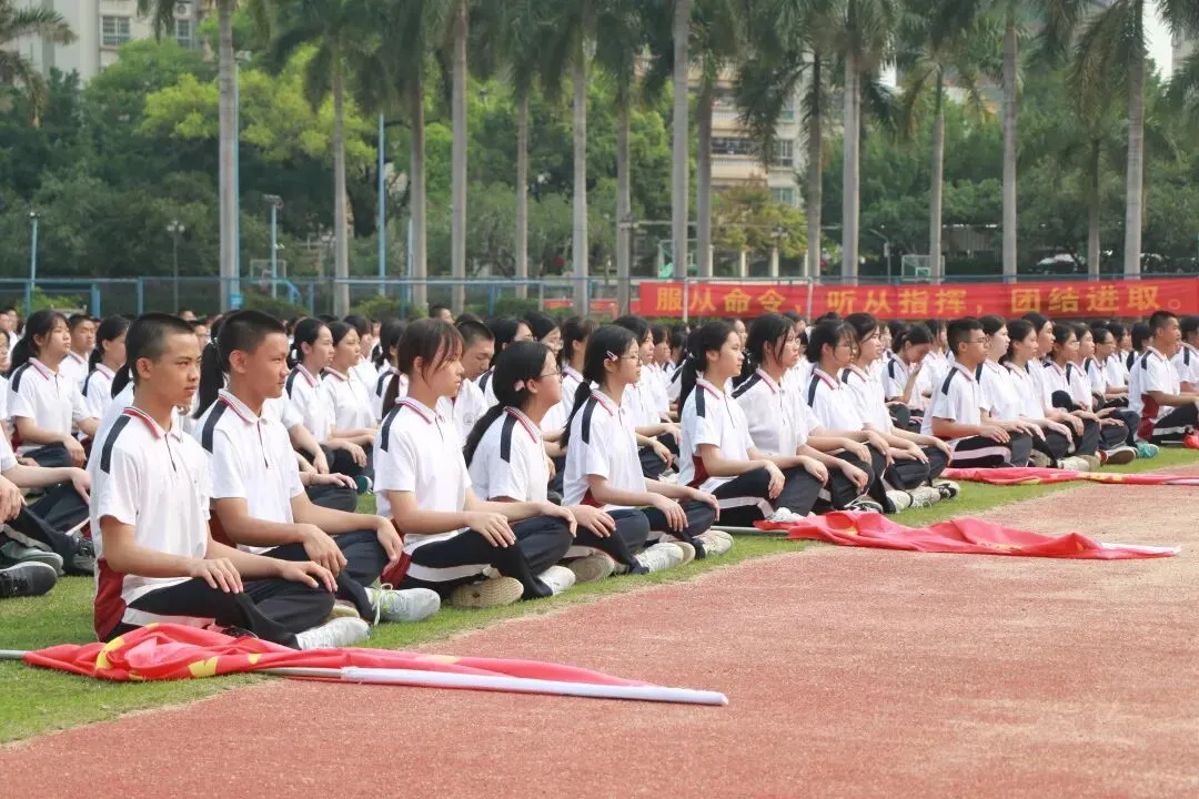 军训期间学生们展现的良好精神风貌