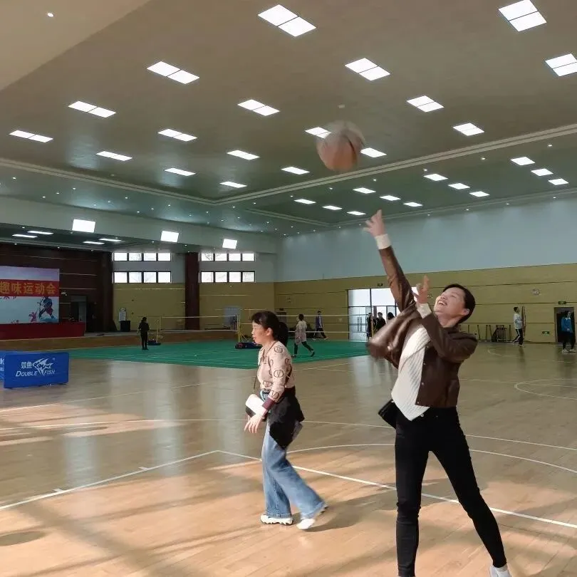 充满活力的运动会现场
