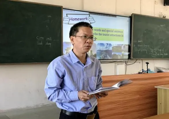 示范课结束后教师进行交流