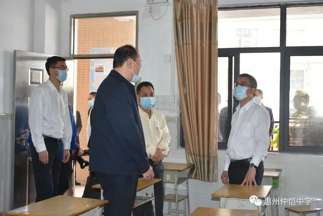 改造后的学生就餐场所