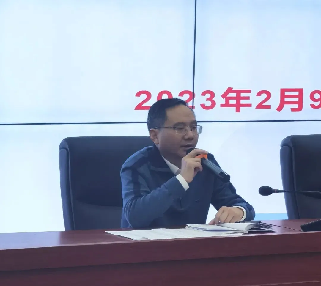 张干丁校长发表总结讲话