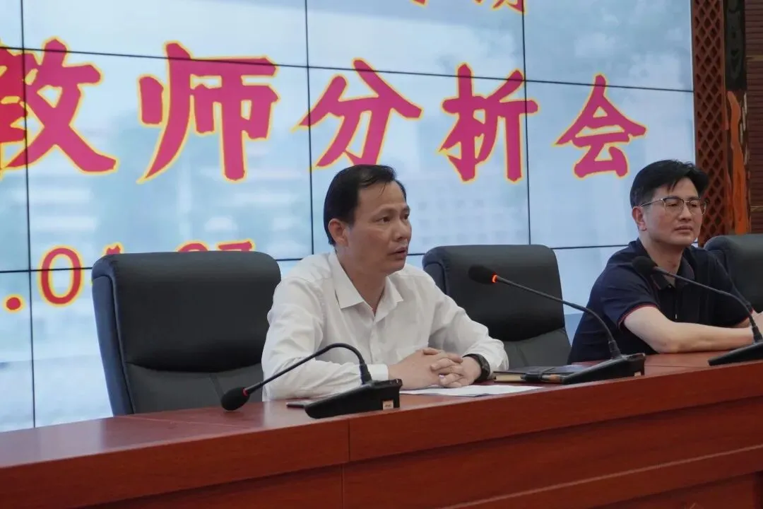 副校长张伟雄作指导性讲话