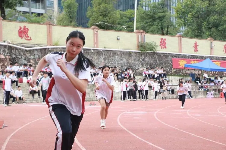 仲恺中学运动会比赛精彩瞬间