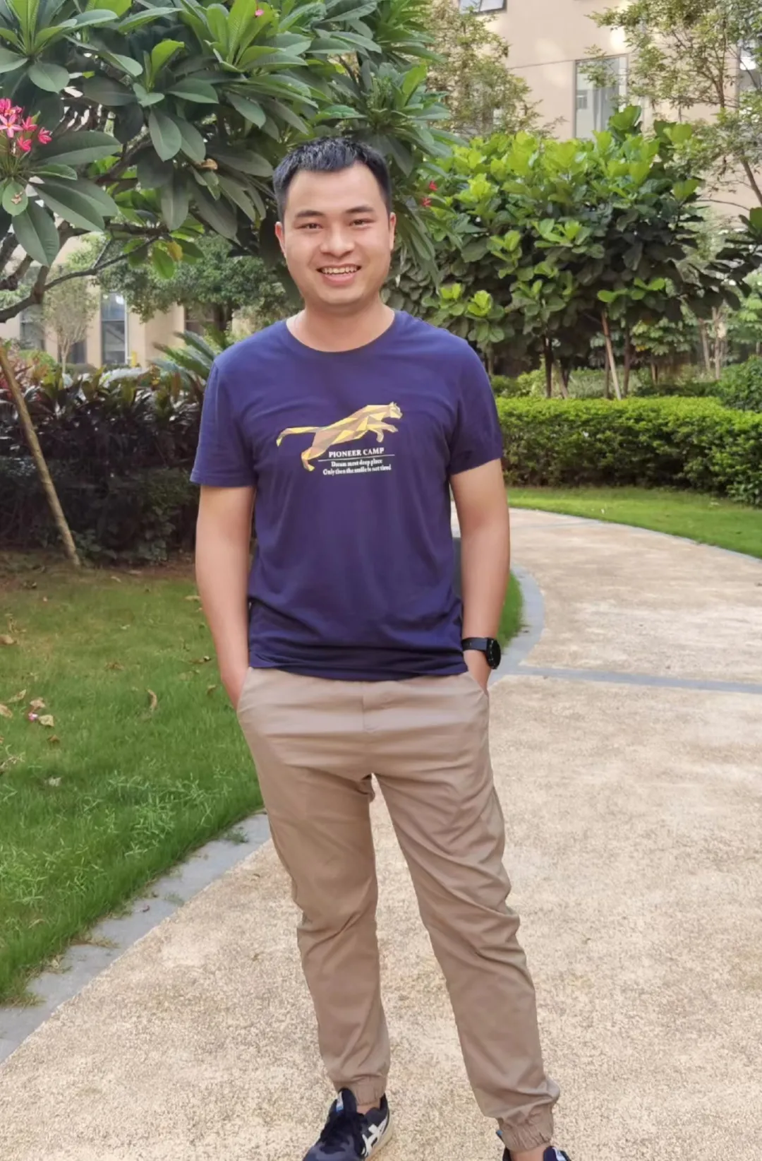 李卫杰老师在比赛中进行讲解
