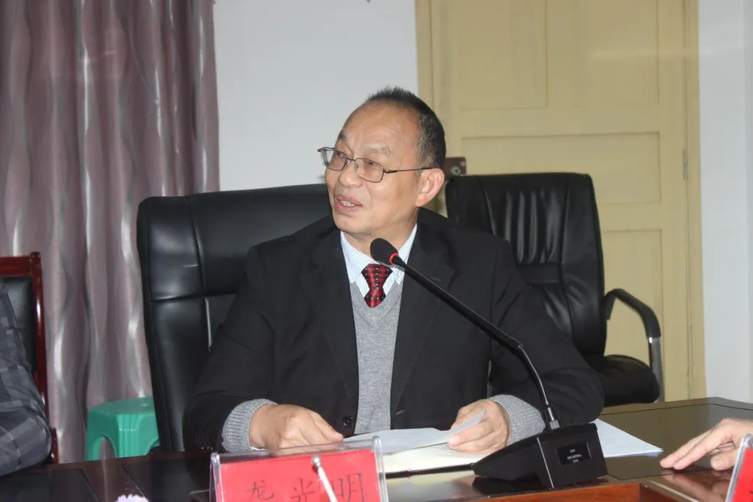 惠州仲恺中学教务处主任唐涛线上分享教学常规管理经验