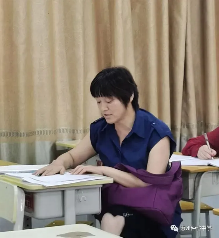 黄绍锋老师在研讨会上发言